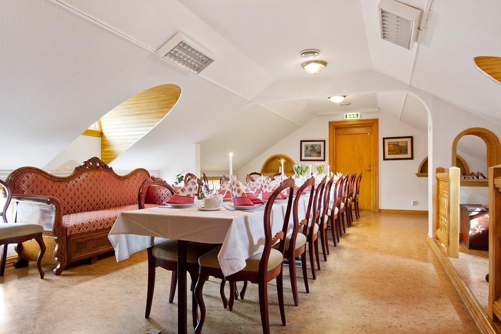 Hotell Mikaelsgarden Vårgårda 외부 사진